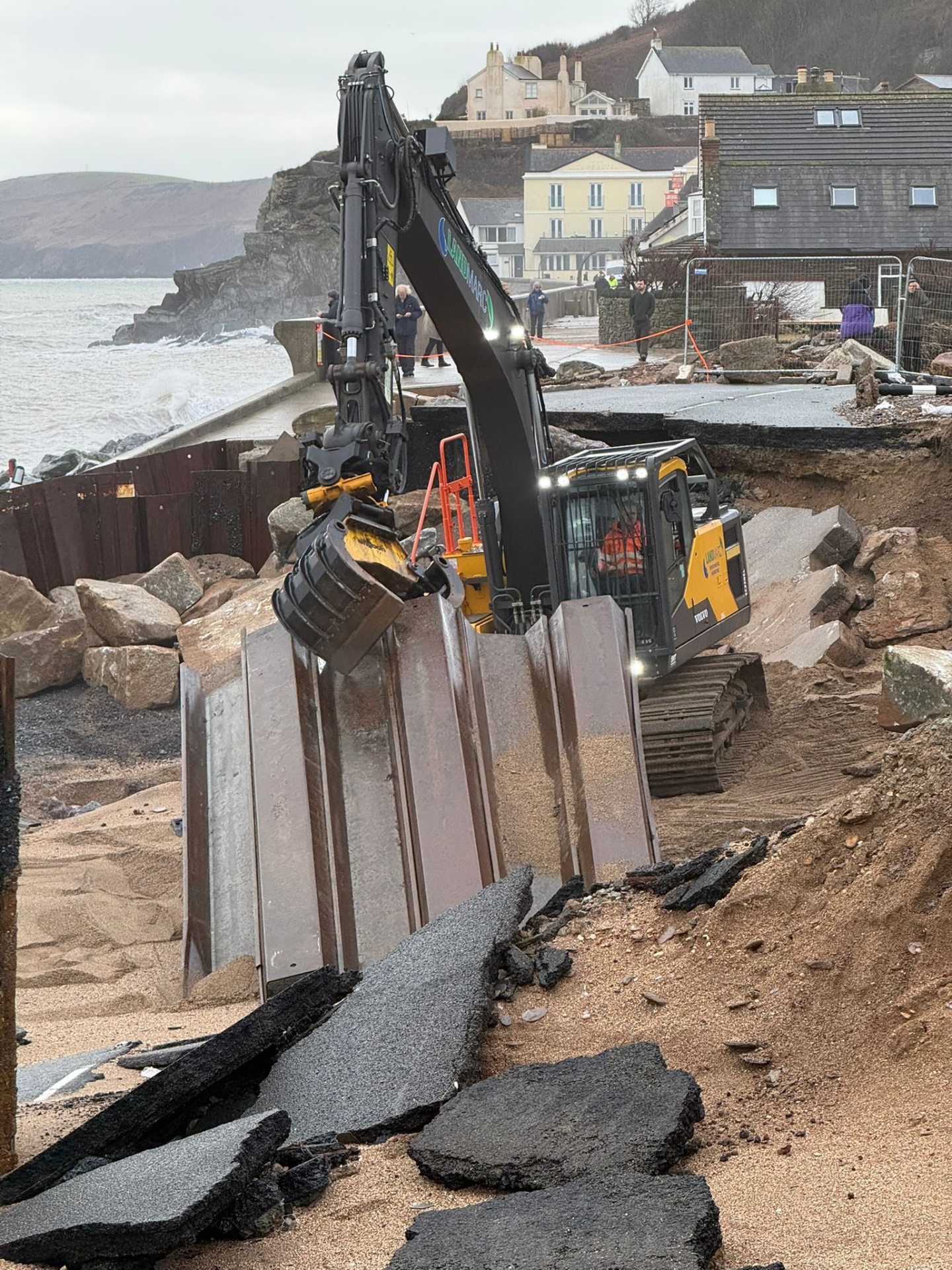 Major disruption after storms destroy key South Devon road
