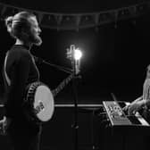 Acclaimed folk duo Harbottle and Jonas