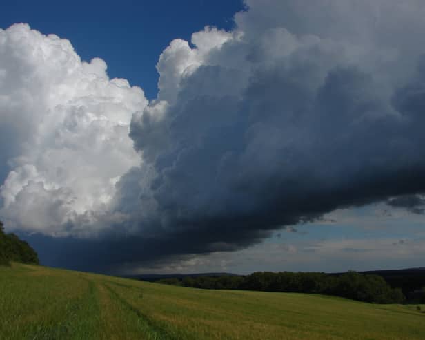 Met Office issues double thunderstorm warning for Devon