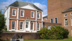 Union accuses council of threatening 1,000 staff with fire and rehire