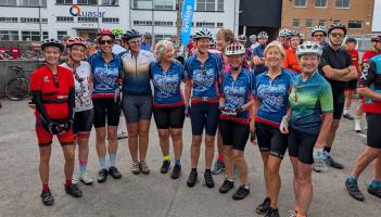Cyclists in the Devon Delight