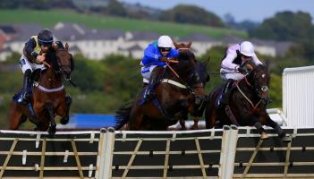 Racing at Newton Abbot. Pic from PPAUK