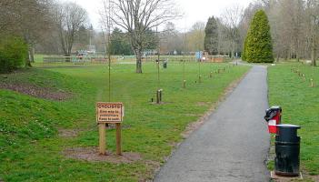 Entrance to Mill Marsh Park Credit- Graham Horn