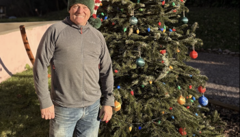 Devon family launches charity raffle in support of daughter’s bowel cancer fight