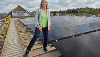 Totnes Library roof goes solar as The Mansion celebrates community-funded installation