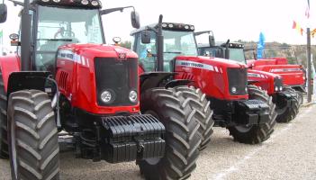 Police are appealing for information following the theft of a red Massey Ferguson tractor (Image- Sergio Piquer Costea CC BY 2.0) 