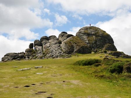 Haytor on Dartmoor (Image- Nilfanion, CC BY-SA 3.0)
