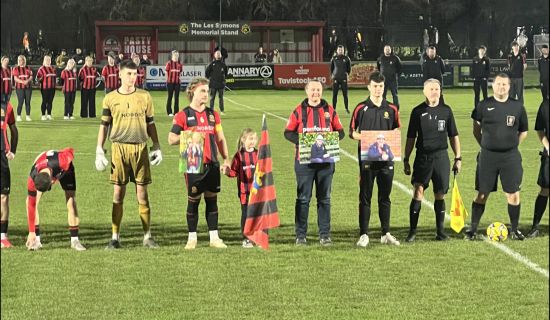 Players and supporters remember Eric Pinch ahead of Thursday evening's game (Image: Jamie Townsend)