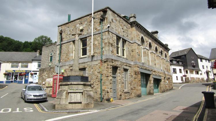 Band D council tax in Bovey Tracey and Heathfield will rise by 62p a week (Image- Colin Smith CC BY-SA 2.0)