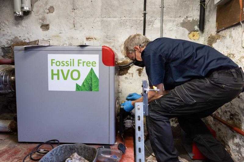 Using used cooking oil for heat