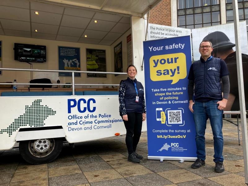 Exeter Christmas shoppers asked to have their say on policing