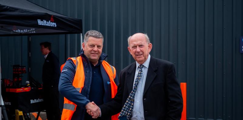 Jewson Regional Director Andy Jordan with Western League chairman John Pool at the joint launch