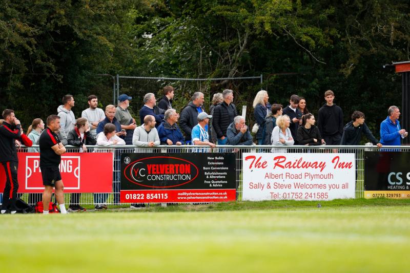 Fans at Langsford Park