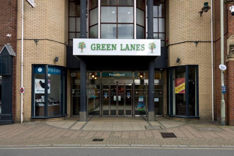  Shopping centre gets upgrade