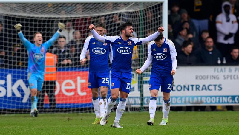 Exeter City celebrate victory. Pic from PPAUK