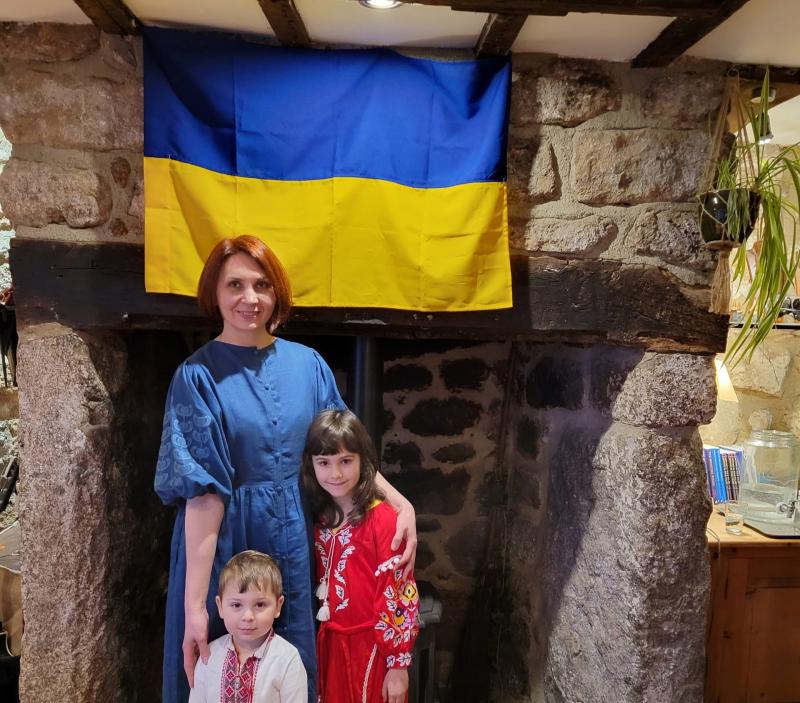 Ukrainian mother launches honey business in Mortonhampstead