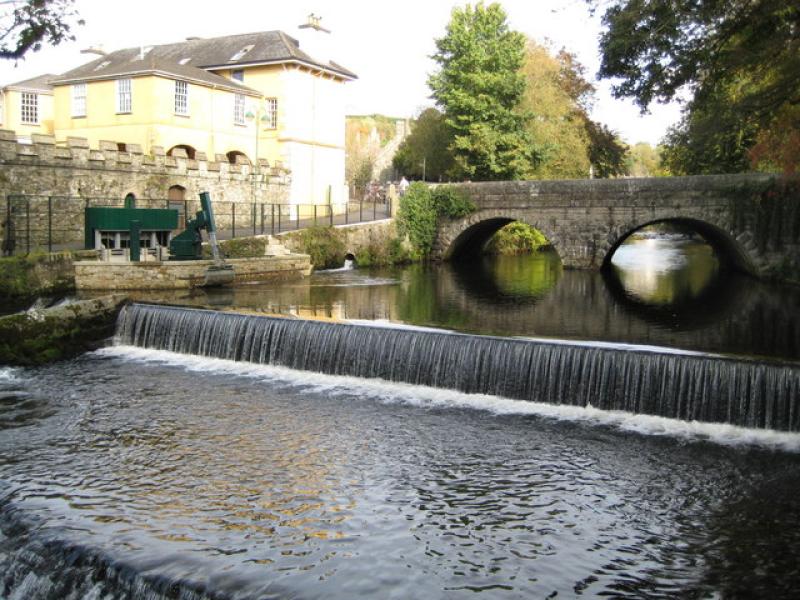 Tavistock residents still without water after burst main 
