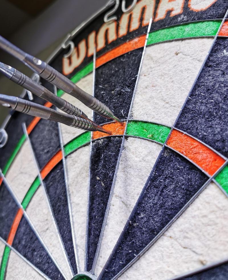 Chagford pub hosts darts marathon to hit 100,000 points for Macmillan Cancer Support