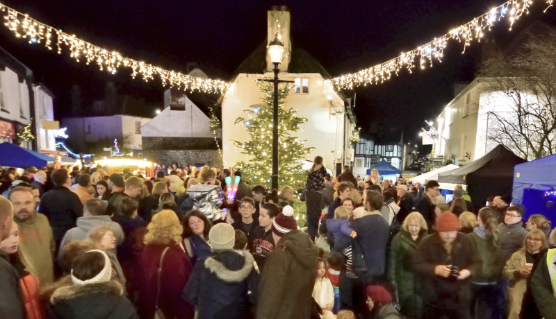 Last year's Christmas market and lights parade proved popular Credit- Moretonhampstead Town Council