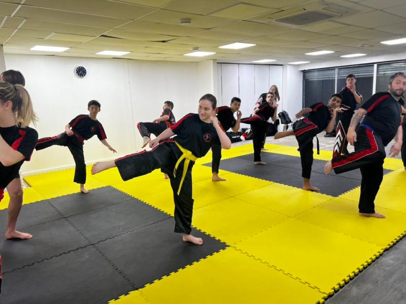 Devon Kickboxing opens Exeter centre as instructors aim to support Beacon Heath community