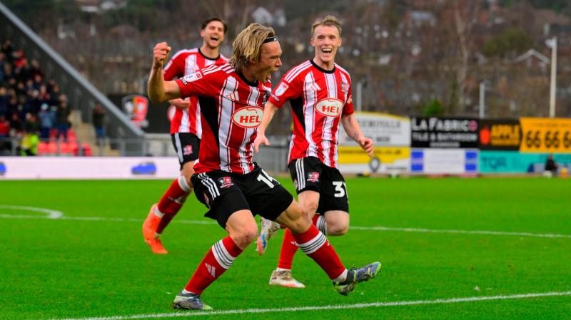 Celebrations for Ilmari Niskanen. Pic from PPAUK