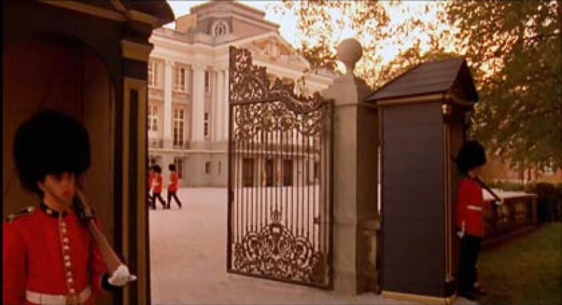 Oldway Mansion as Buckingham Palace