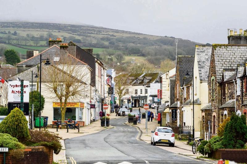Council agrees to &pound;9 million Ivybridge regeneration project